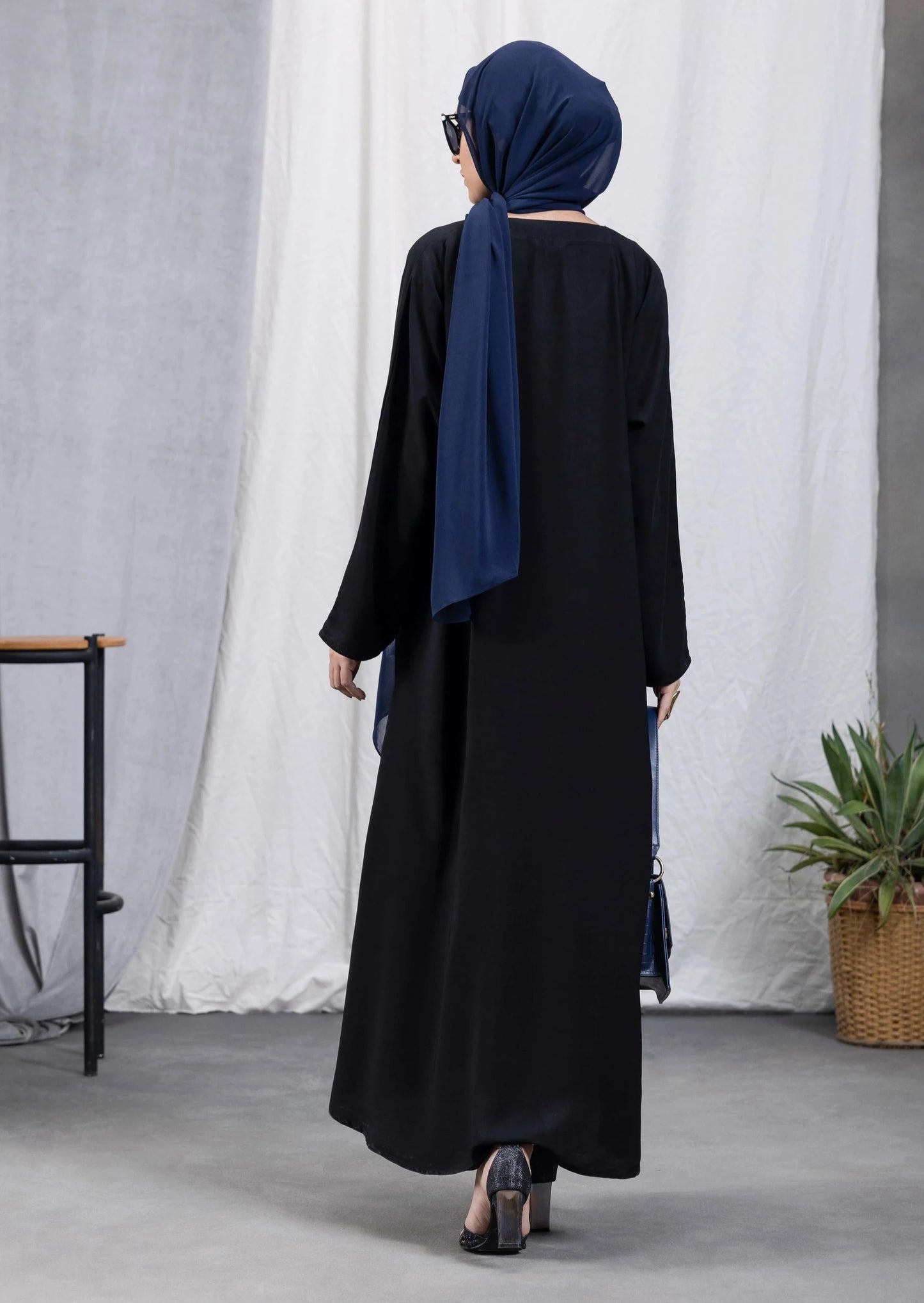 Black & Navy : Abaya & Hijab Set