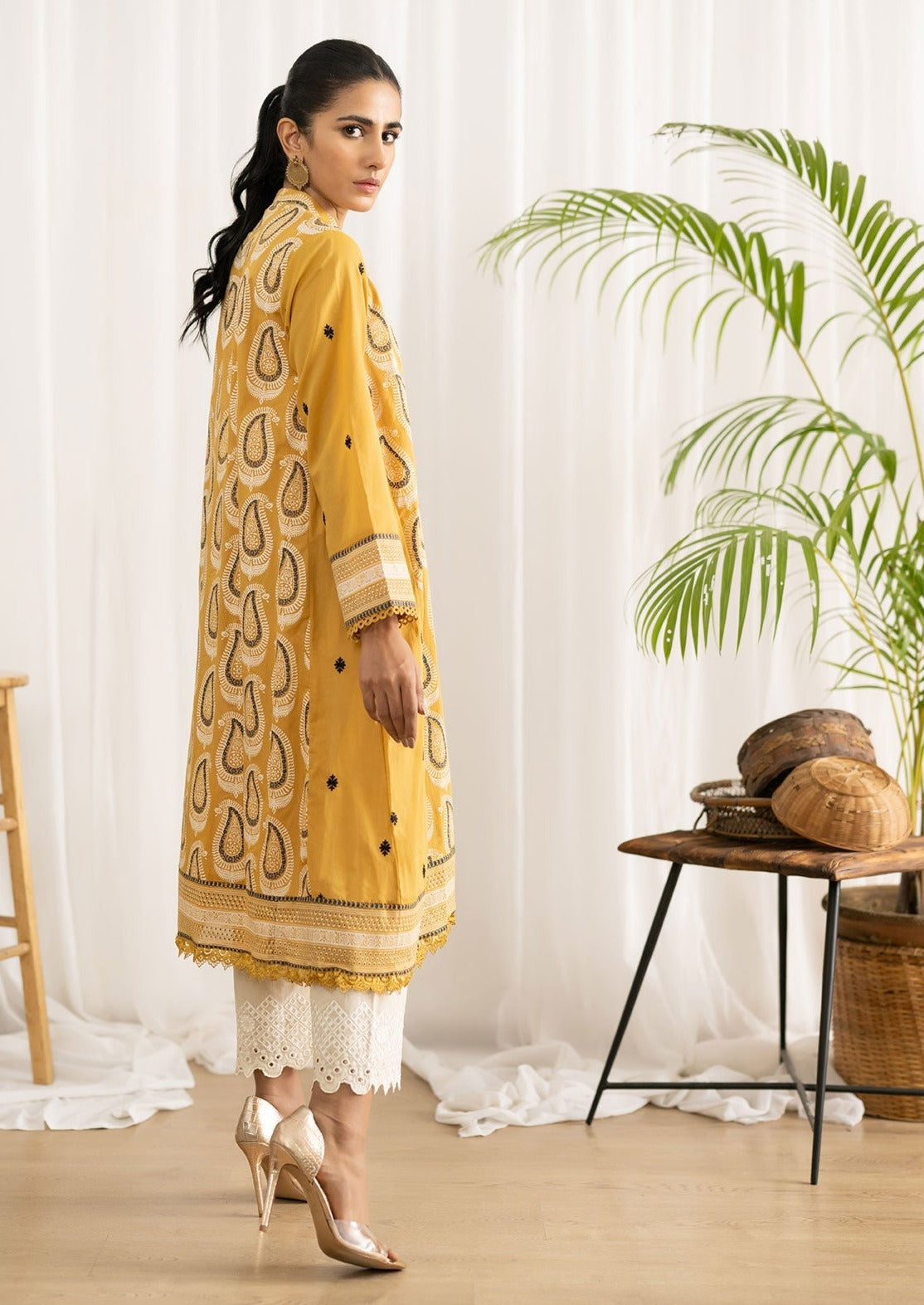 Mustrad -  Women's Kurta