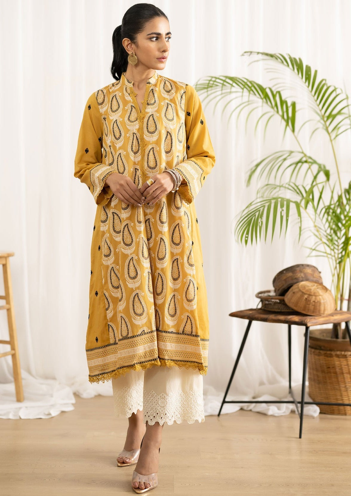 Mustrad -  Women's Kurta